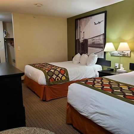 Hotel Super 8 By Wyndham Edmonton International Airport Leduc Esterno foto