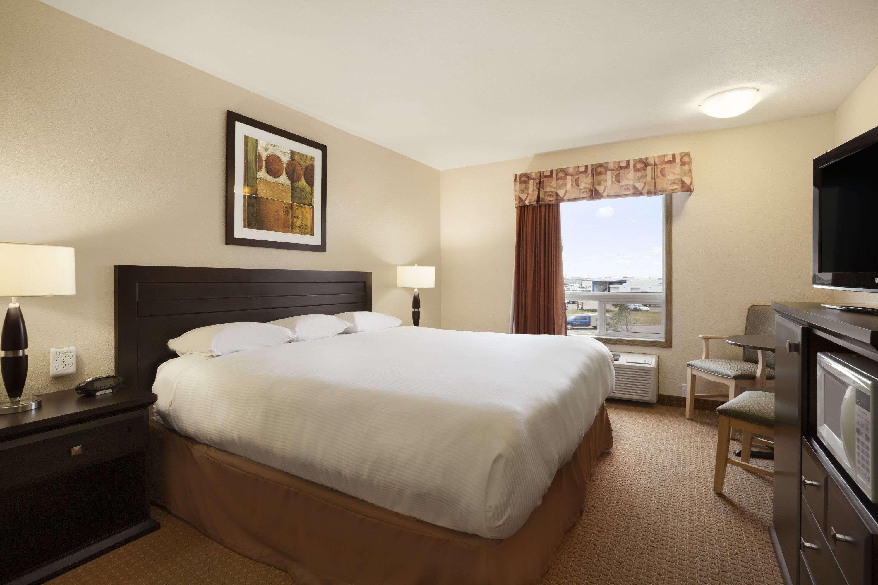 Hotel Super 8 By Wyndham Edmonton International Airport Leduc Esterno foto