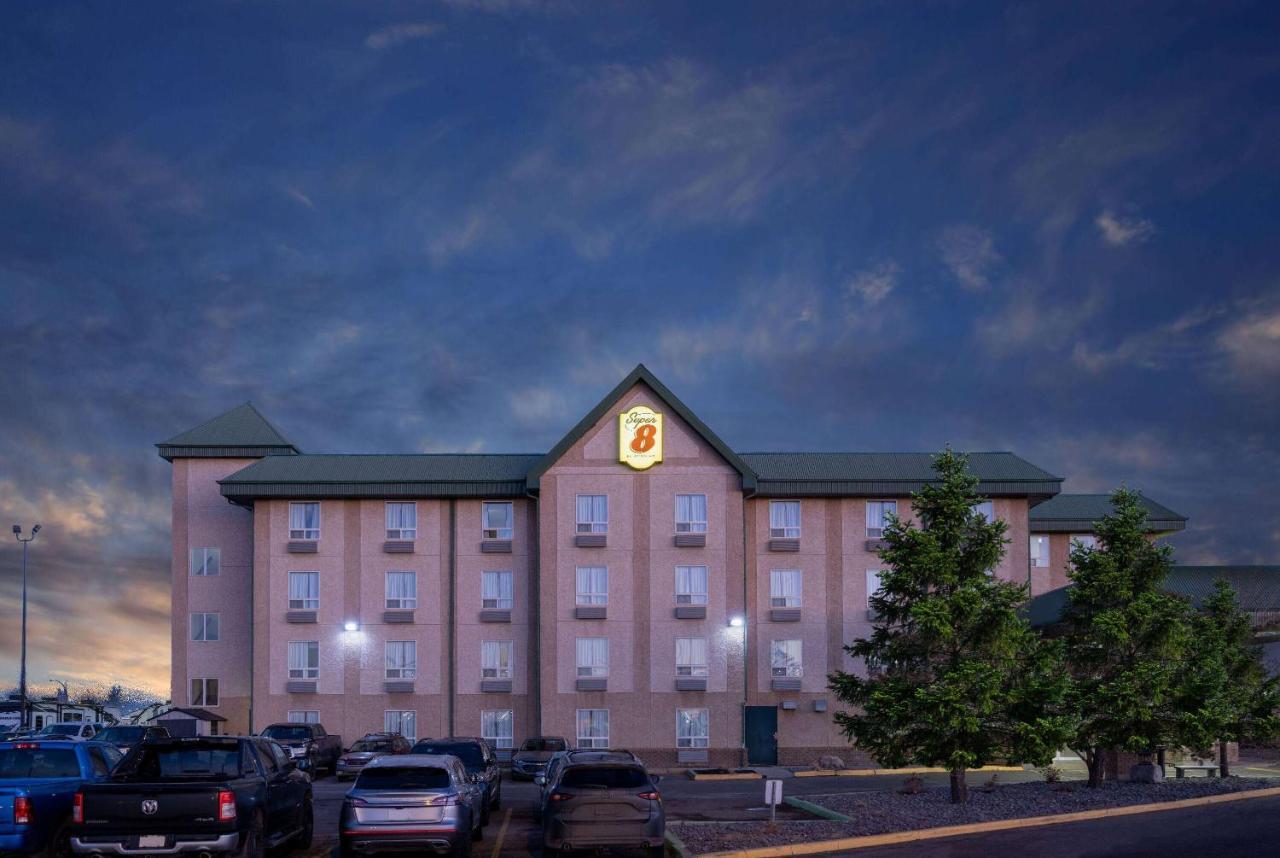 Hotel Super 8 By Wyndham Edmonton International Airport Leduc Esterno foto